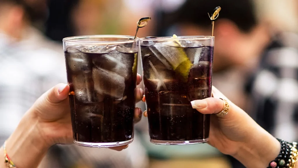 Taurus: marchio ed etichetta per il primo gin nero italiano